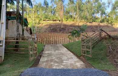 Imagem: A fazenda possui 1.900m² de Área e está localizado em Canelinha