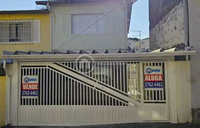 Imagem: A casa possui 2 Dormitórios, 2 Banheiros, 2 Vagas na garagem