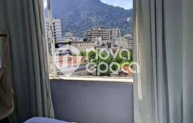 Imagem: O apartamento possui 1 Dormitório, 1 Banheiro, 42m² de Área