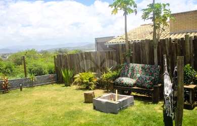 Imagem 3: Casa com Vista para Lagoa com 2 dormitórios no bairro Ibiraquera em Imbituba...