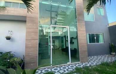 Imagem: A casa possui 5 Dormitórios, 5 Banheiros, 200m² de Área