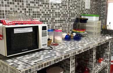 Imagem 10: PRAIA DE CARNE DE VACA. Churrasqueira, Acomodam 20 pessoas, 3 Vagas na...