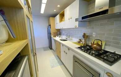 Imagem 13: Apartamento duplex com vista para o ma r