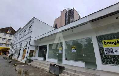 Imagem: O depósito possui 15m² de Área e está localizado em Centro