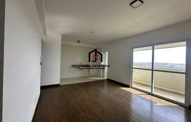 Imagem: O apartamento possui 3 Dormitórios, 2 Banheiros, 2 Vagas na