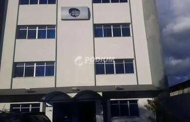 Imagem: O depósito possui 5 Vagas na garagem, 1.108m² de Área e