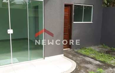 Imagem: A casa possui 2 Dormitórios, 2 Banheiros, 1 Vaga na garagem