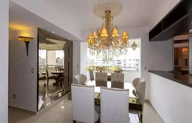 Imagem: O apartamento possui 2 Dormitórios, 2 Banheiros, 2 Vagas na