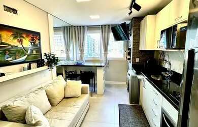 Imagem: O apartamento possui 2 Dormitórios, 2 Banheiros, 1 Vaga na