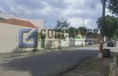 Imagem: O terreno possui 410m² de Área e está localizado em Santa