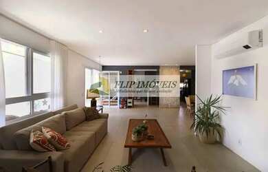 Imagem: O apartamento possui 3 Dormitórios, 5 Banheiros, 213m² de