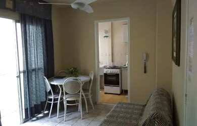 Imagem: O apartamento possui 1 Dormitório, Acomodam 5 pessoas, 1 Vaga