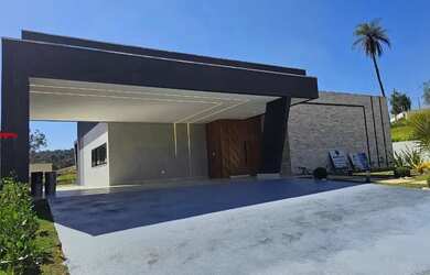 Imagem 13: Casa Alto Padrão à Venda em Betim no Condomínio Valle da Serra