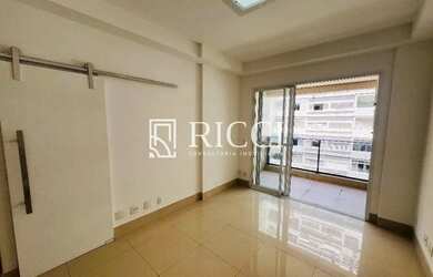 Imagem: O apartamento possui 2 Dormitórios, 3 Banheiros, 2 Vagas na