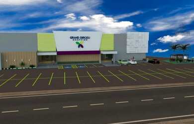 Imagem: A loja possui 5 Vagas na garagem, 12m² de Área Privada e