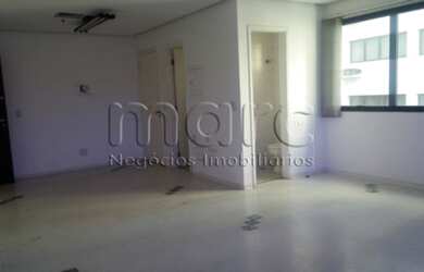 Imagem: O depósito possui 1 Vaga na garagem, 44m² de Área e está