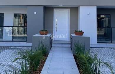 Imagem: O apartamento possui 2 Dormitórios, 1 Banheiro, 2 Vagas na