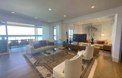 Imagem: O apartamento possui 3 Dormitórios, 4 Banheiros, 3 Vagas na