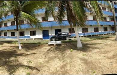 Imagem: O depósito possui 5 Vagas na garagem e 5000m² de Área e está