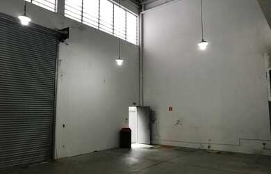 Imagem 1: Galpão, com ótima localização, acesso pelo KM 26 da Rodovia Raposo Tavares, próximo a Gran