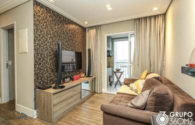 Imagem: O apartamento possui 1 Dormitório, 2 Banheiros, 1 Vaga na garagem