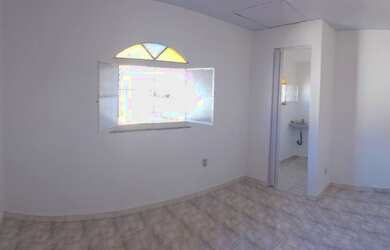 Imagem 2: Aluga-se casa no Zé Garoto leia descrição