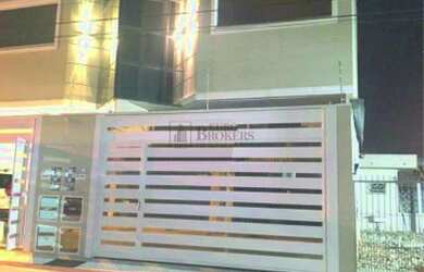 Imagem 1: Sobrado novo no Centro de Balneário Camboriú