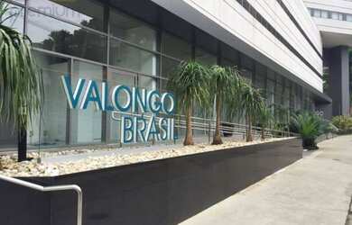 Imagem: O depósito possui 1 Vaga na garagem, 42m² de Área e está