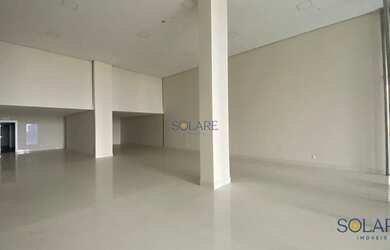 Imagem: O depósito possui 375m² de Área e está localizado em Centro