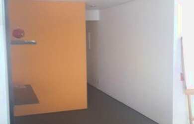 Imagem: O depósito possui 1 Vaga na garagem, 60m² de Área e está