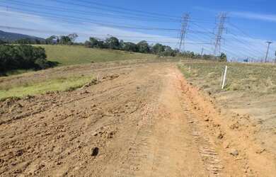 Imagem: O terreno possui 600m² de Área e está localizado em Centro