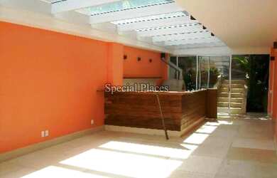 Imagem 7: Cinematográfica vista nesta mansão na Joatinga, confira