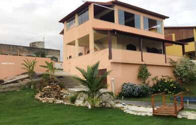 Imagem: A casa possui 5 Dormitórios, 5 Banheiros, 4 Vagas na garagem