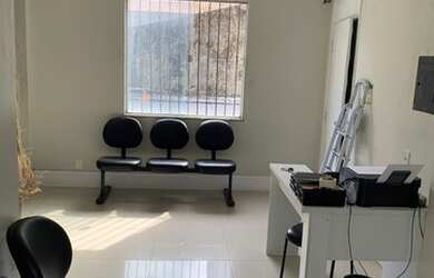 Imagem: A casa possui 3 Dormitórios, 4 Banheiros, 180m² de Área e