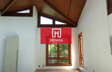 Imagem: A casa possui 3 Dormitórios, 4 Banheiros, 4 Vagas na garagem