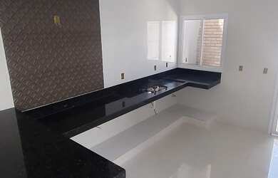 Imagem 5: UBERLâNDIA - Casa Padrão - Novo Mundo