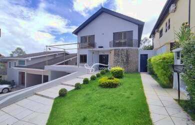 Imagem: A casa em condomínio possui 4 Dormitórios, 1 Banheiro, 4 Vagas