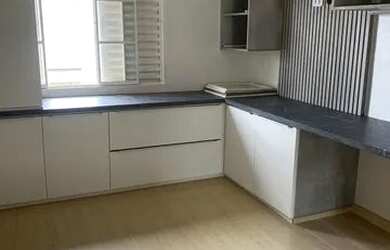 Imagem: O apartamento possui 3 Dormitórios, 2 Banheiros, 91m² de Área