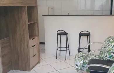 Imagem: A casa possui 1 Dormitório, 1 Banheiro e está localizado