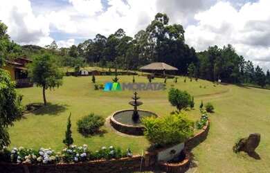 Imagem: A fazenda possui 96m² de Área e está localizado em Centro
