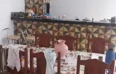 Imagem: A casa em condomínio possui 3 Dormitórios, 3 Banheiros, 2