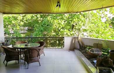 Imagem: O apartamento possui 3 Dormitórios, 5 Banheiros, 2 Vagas na