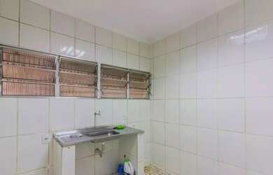 Imagem 14: Casa com 2 dormitórios à venda por R$ 270.000 na Vila Picinin