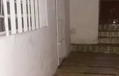 Imagem: A casa possui 1 Dormitório, 1 Banheiro, 48m² de Área e está