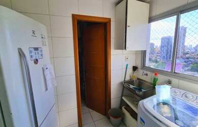 Imagem: O apartamento possui 3 Dormitórios, 3 Banheiros, 2 Vagas na