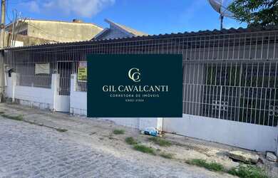 Imagem: A casa possui 5 Dormitórios, 3 Banheiros, 5 Vagas na garagem