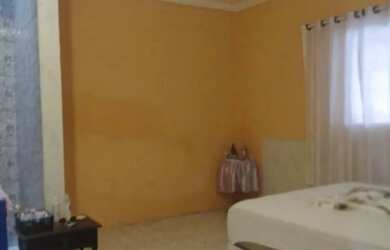 Imagem 8: Casa na Cohab. Churrasqueira, Varanda, 200m² de Áreae2 Vagas na garagem