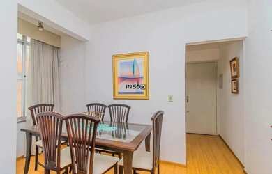 Imagem: O apartamento à venda possui 3 Dormitórios, 2 Banheiros e