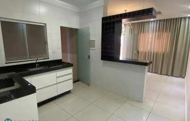 Imagem 4: Casa de 2 Quartos com Armários Planejados Disponível Agora