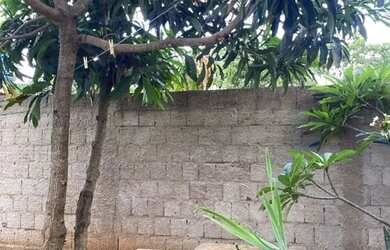 Imagem 6: Lote de 400m² com casa. 1 Banheiroe1 Dormitório